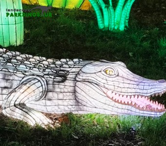 Илуминатинг Анимал Лантерн